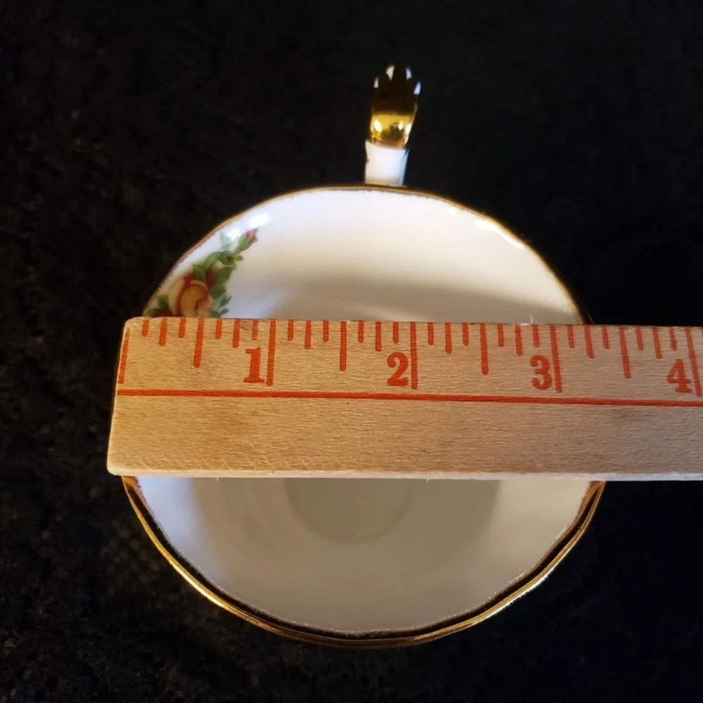 Royal Albert Bone China, 